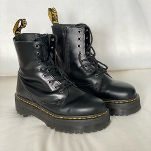 JADON SMOOTH LEATHER PLATFORM BOOTS - Dr. Martens Women’s size 9 Black